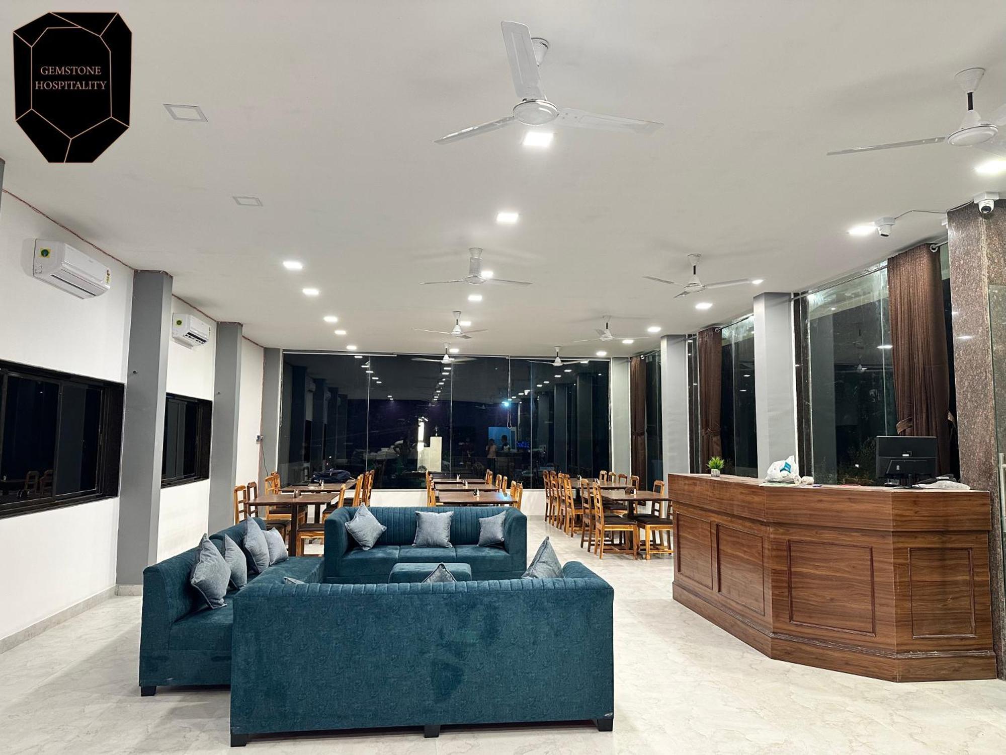 Golden Pearl Resort By Gemstone Hospitality Alibag Bagian luar foto